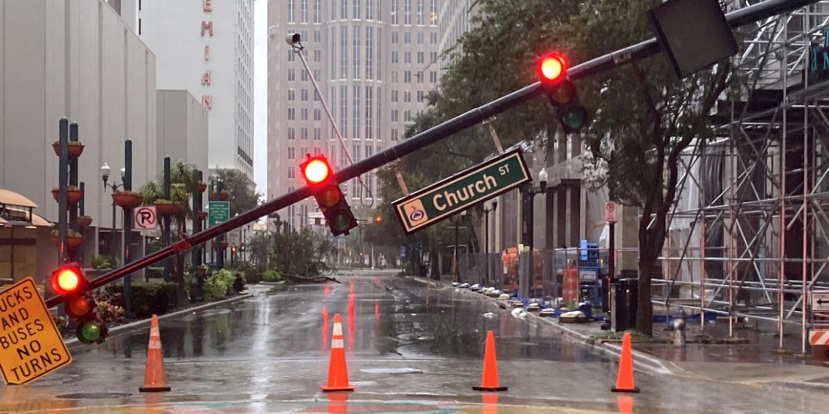 Traffic Signal Pole Collapses In Orlando