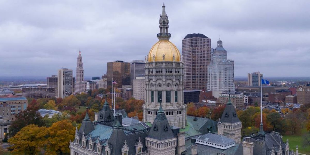 Connecticut Will Receive Heavy Snowfall